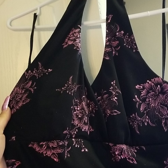 NEW ladies halter long gown - Picture 2 of 4